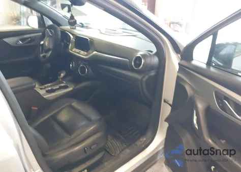 2020 Chevrolet Blazer Awd 3Lt from USA, damaged, VIN 3GNKBJRSXLS706474